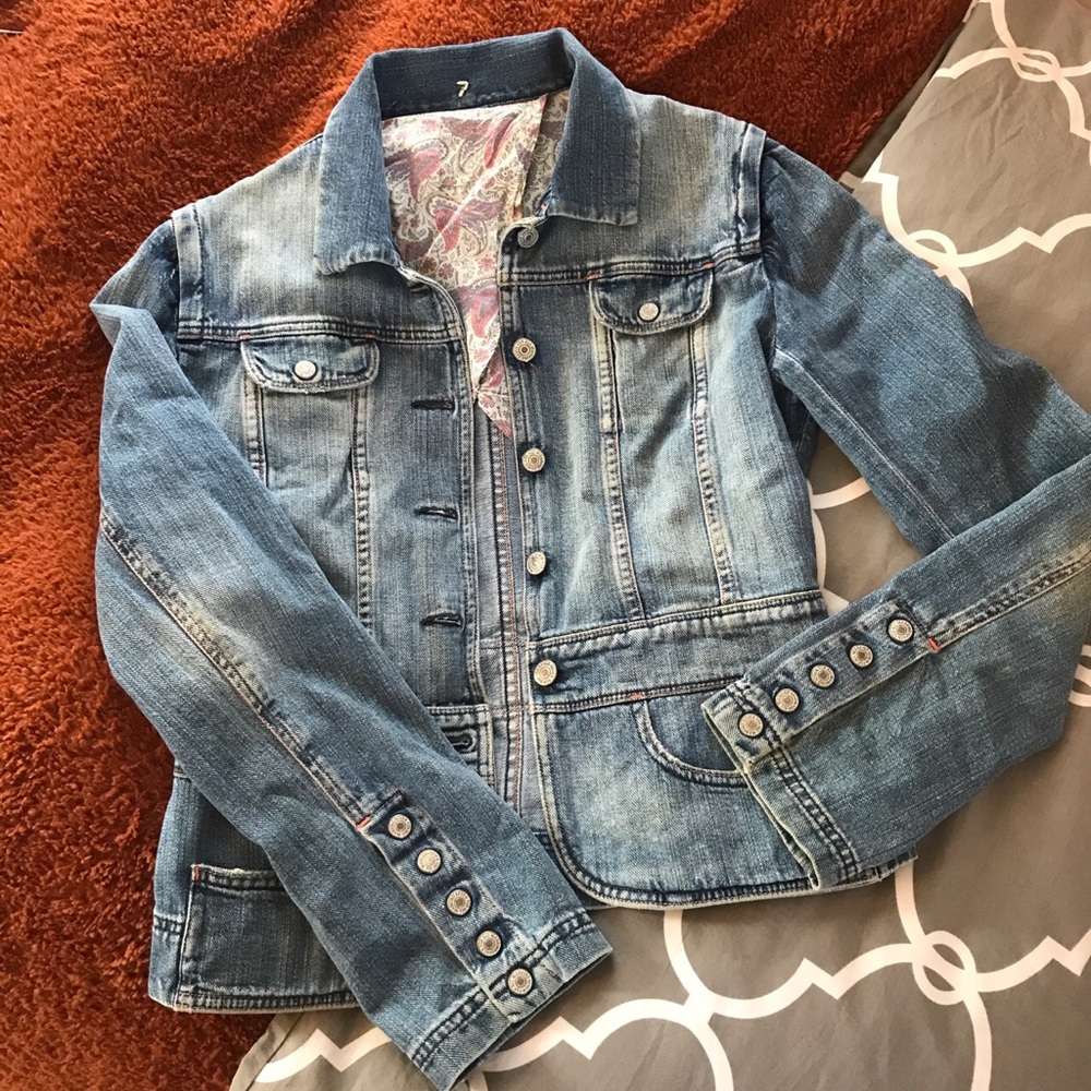 GORGEOUS 7 For All Mankind tailored denim jacket